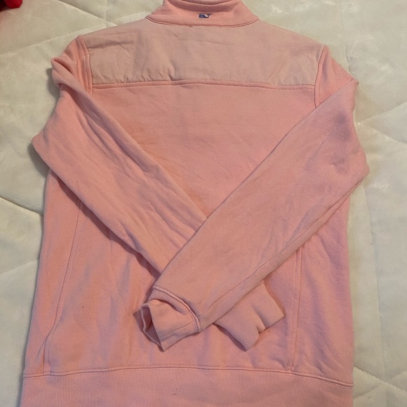Light pink vineyard vines pullover - Picture 2 of 3